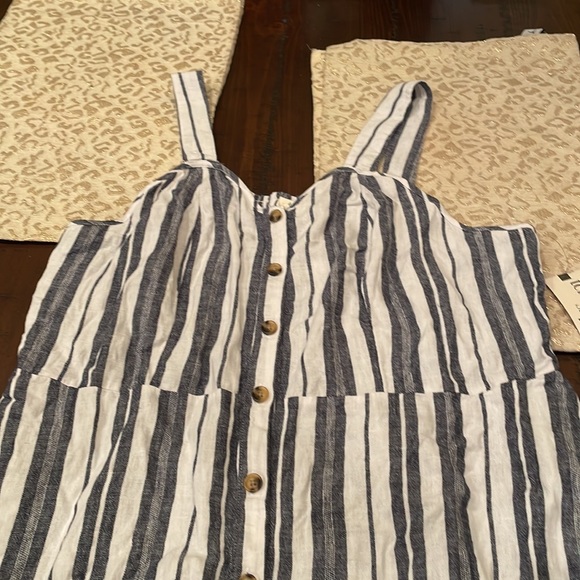 terra and sky dress - Picture 2 of 7